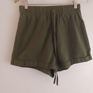 Shein high waisted olive green shorts size XS